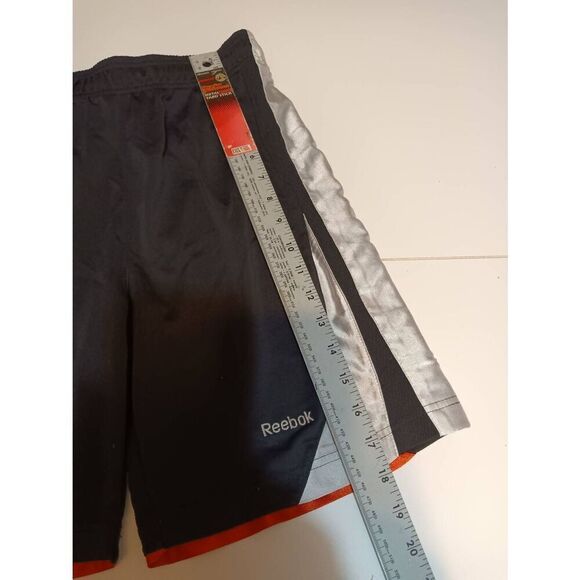 Bengals Athletic Athletic Shorts Size: Large 14-16 (0810) - Picture 3 of 9